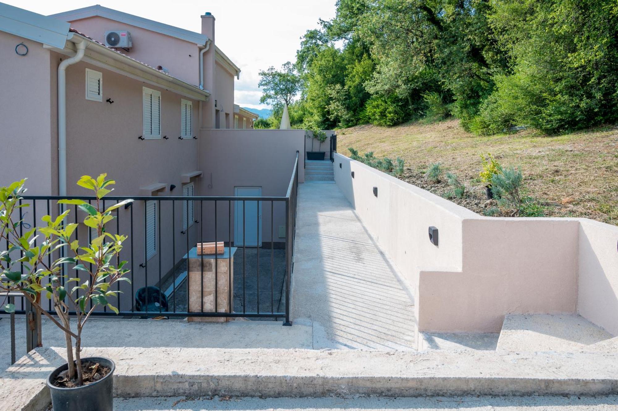 Appartement En Chene Котор Экстерьер фото